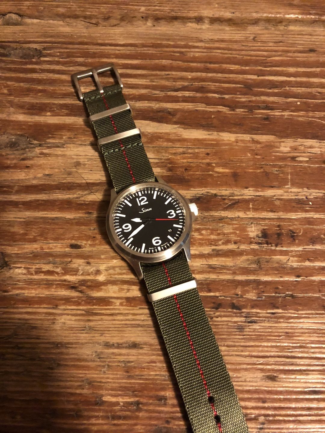 Customer photo review of AlphaShark Slim - Green/Red Stripe JV