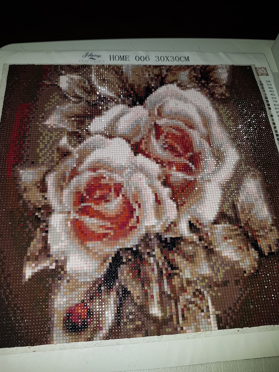 Customer photo review of Sepia Roses - Diamond Painting Kit