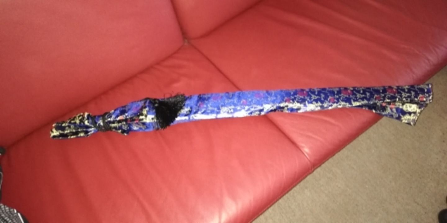 Customer photo review of 1095 STEEL CALY TEMPERED FULL TANG BLADE JAPANESE SAMURAI SWORD KATANA VERY SHAR