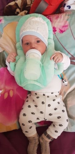 baby self feeding pillow