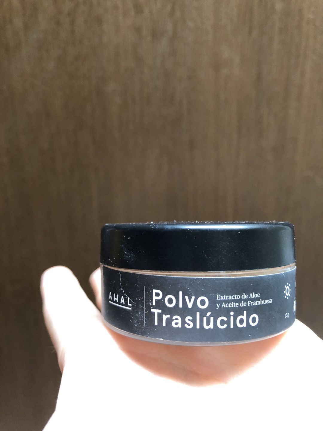 Customer photo review of Polvo traslúcido con Extracto de Aloe y Aceite de Frambuesa