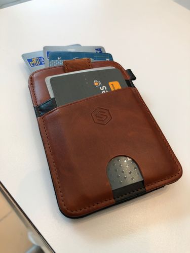strapo wallet v2