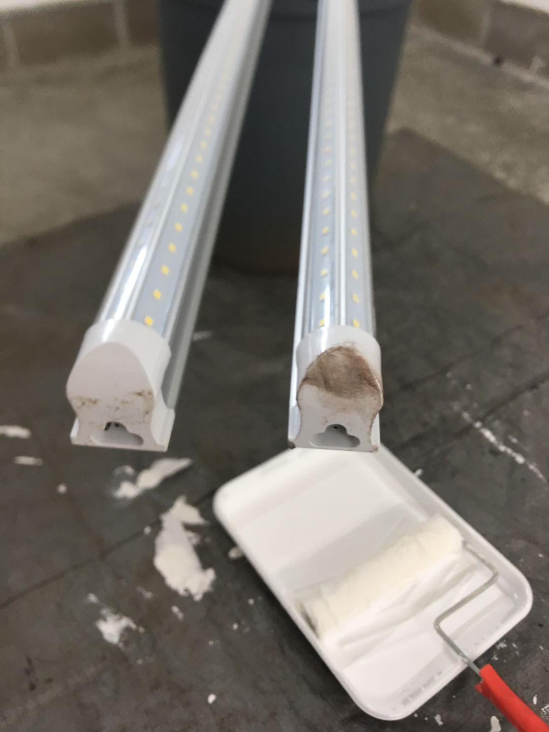 Customer photo review of T8 8ft V shape LED tube 60w Integrated 5000k Clear