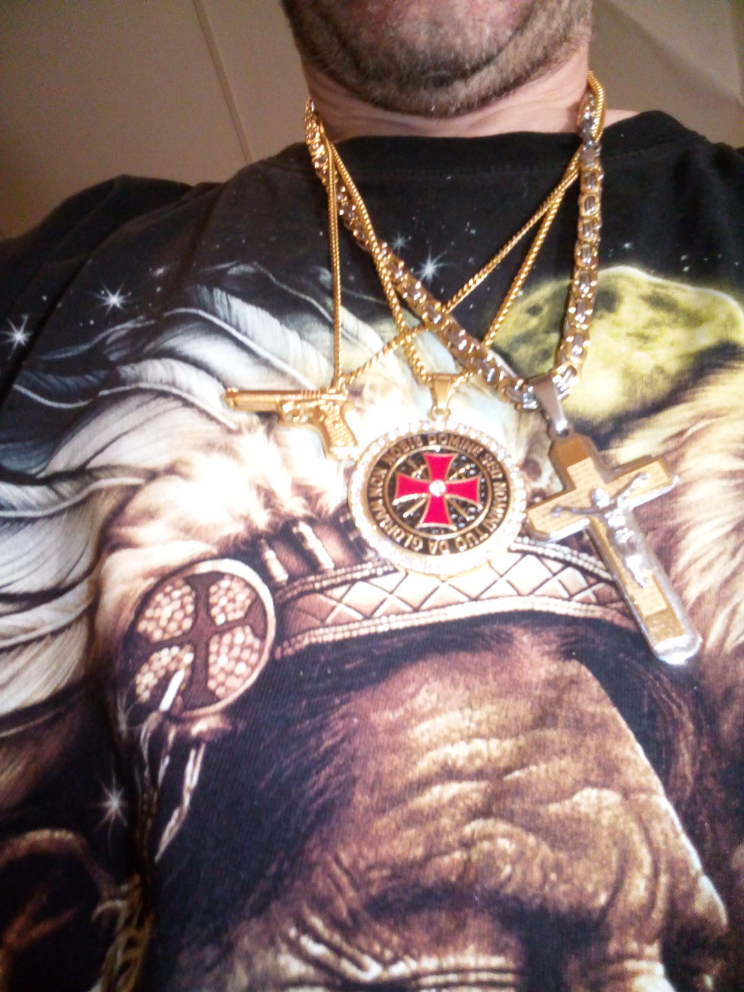 Customer photo review of Collier du Seigneur Templier