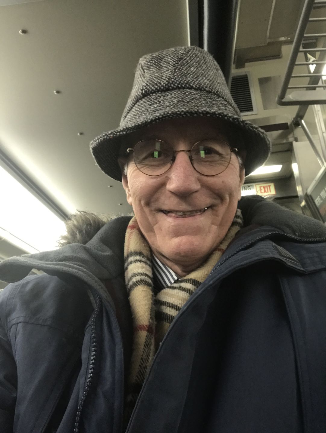 Customer photo review of Eske Travel Hat Tweed