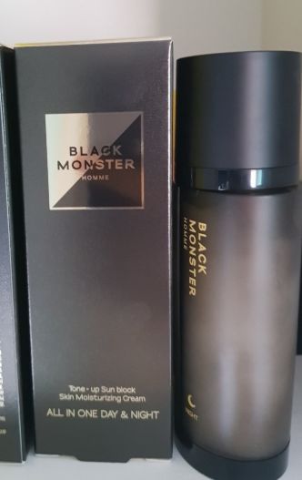 Customer photo review of Black Monster All-in-One Day & Night