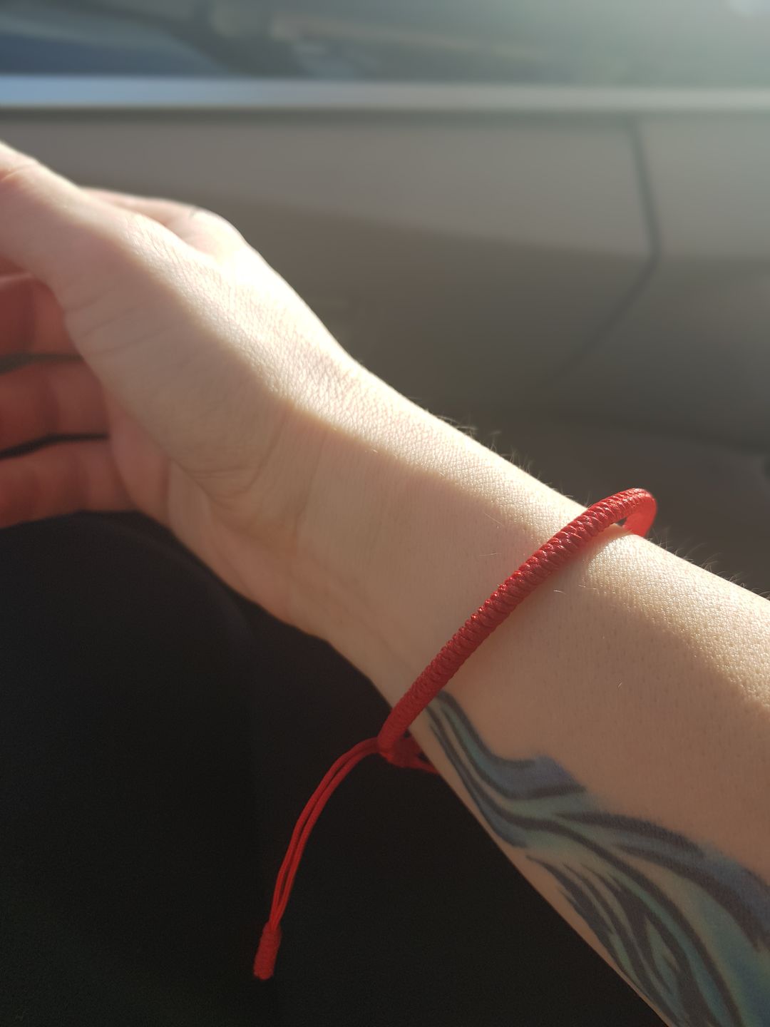 Customer photo review of Tibetan Buddhist Handmade Lucky Knots Bracelet