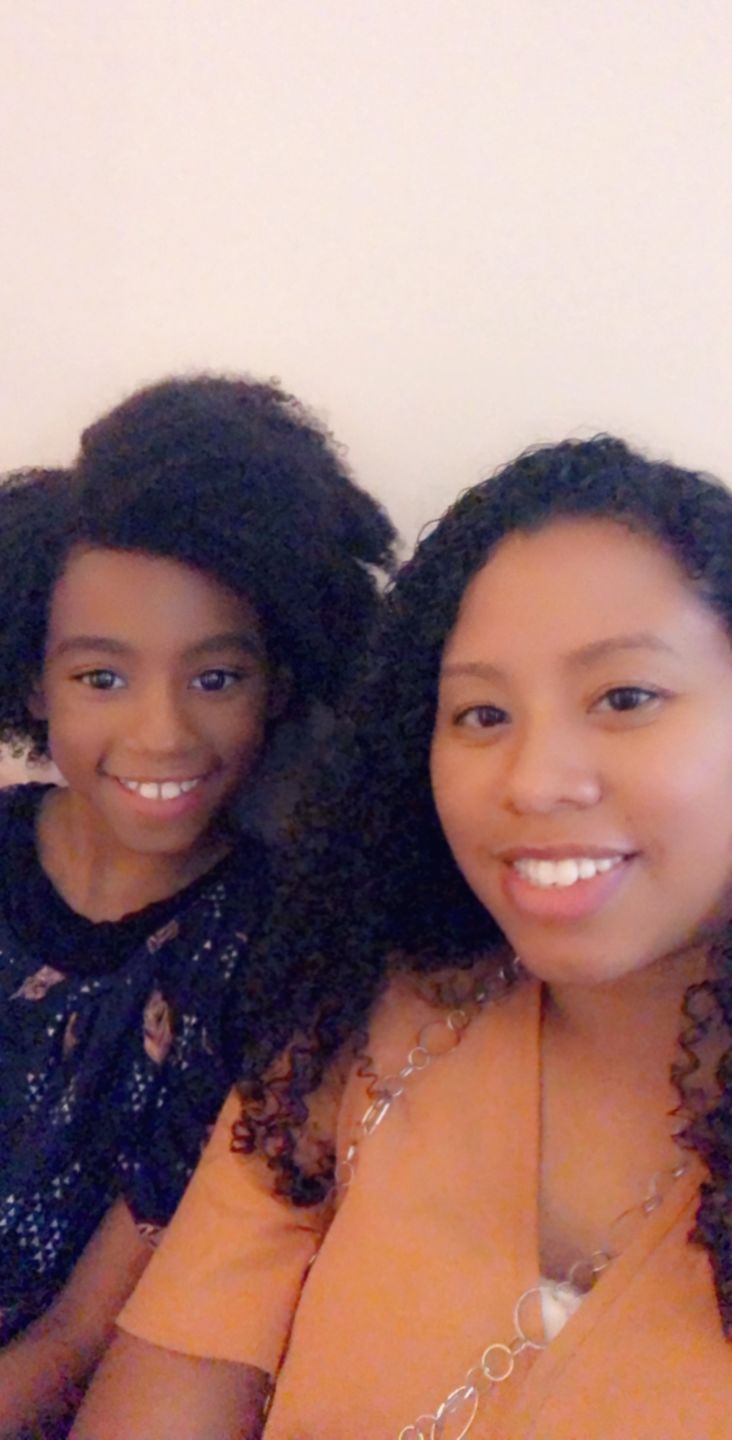 Customer photo review of Defining Flaxseed Gel for Curly Hair with Organic Jojoba Oil for Moisture and Lavender Fragrance