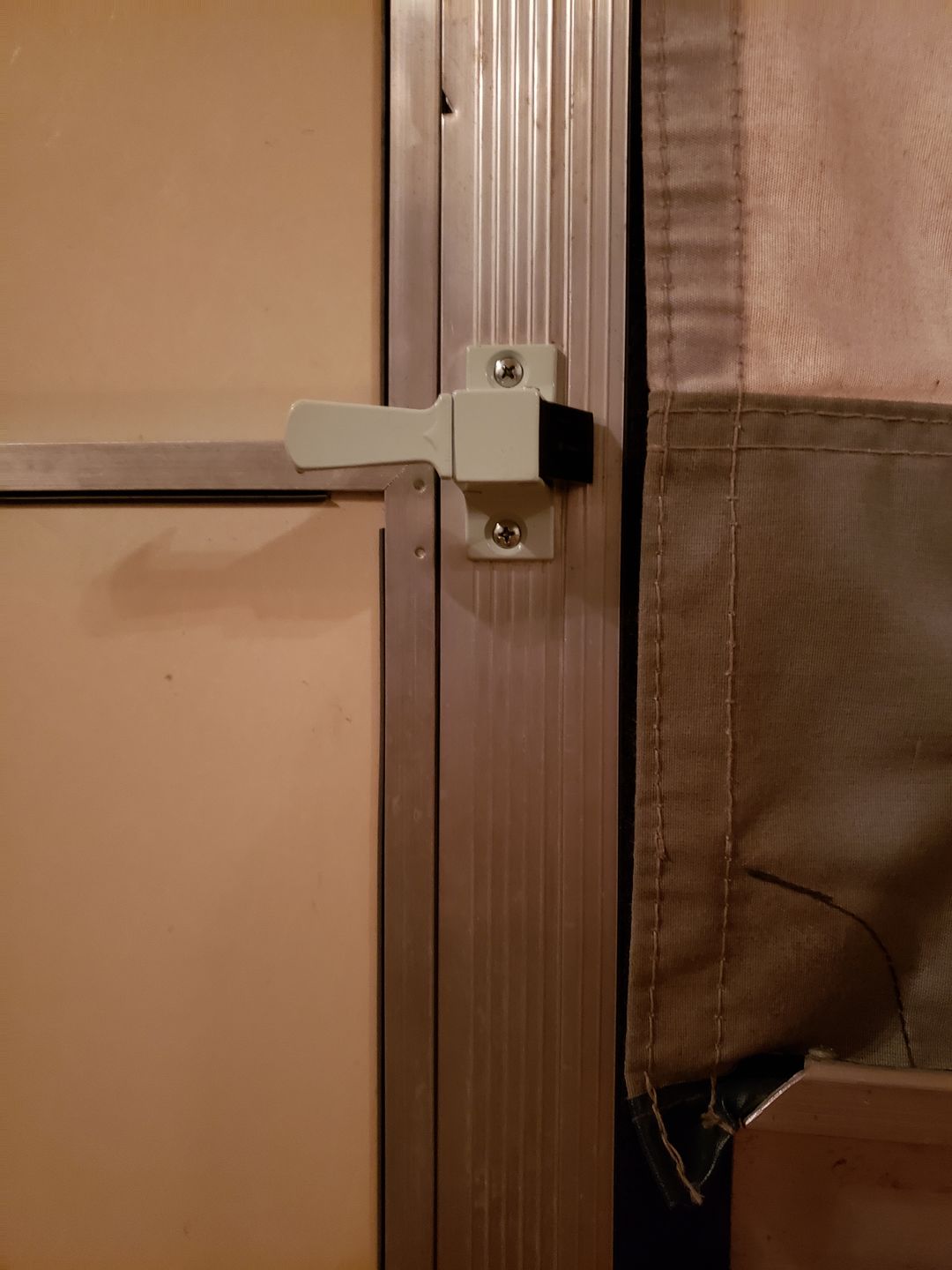 Customer photo review of Screen Door Latch