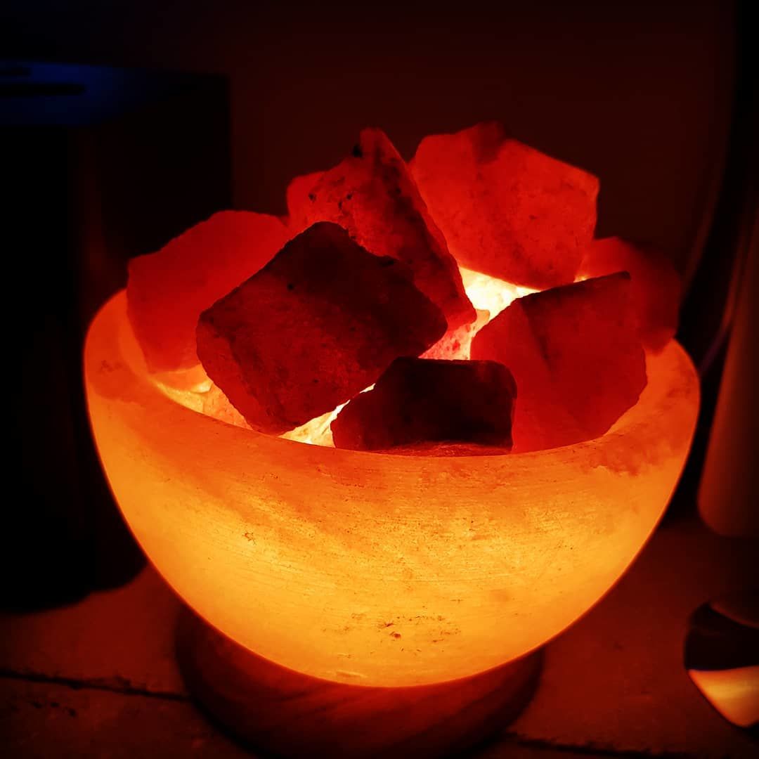 Customer photo review of Fire Bowl Himalayan Salt Lamp