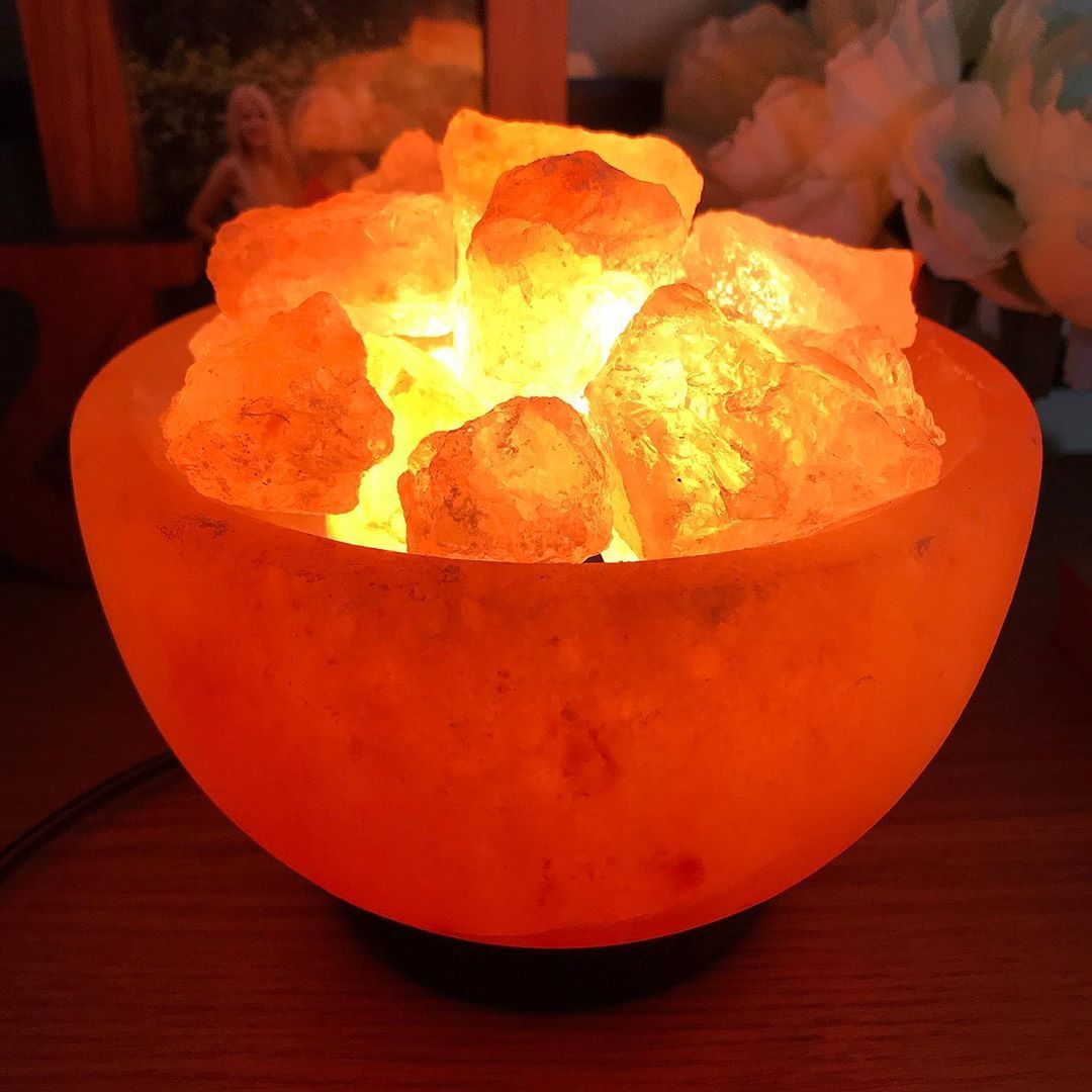 Customer photo review of Fire Bowl Himalayan Salt Lamp