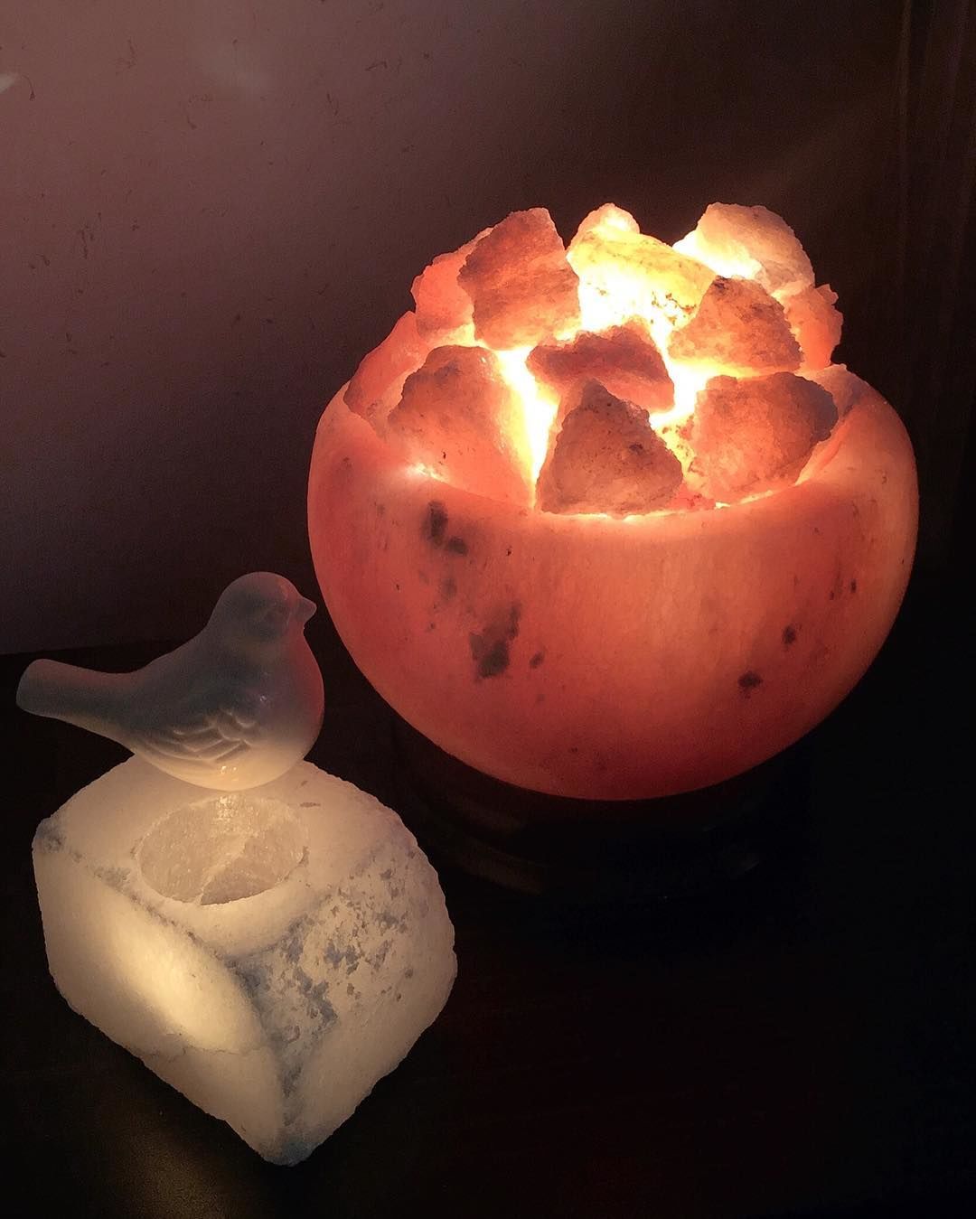 Customer photo review of Fire Bowl Himalayan Salt Lamp