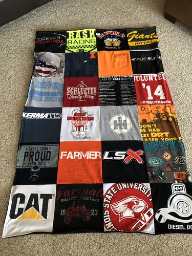 T-shirt quilt featuring giants, volunteers by Amanda from IL