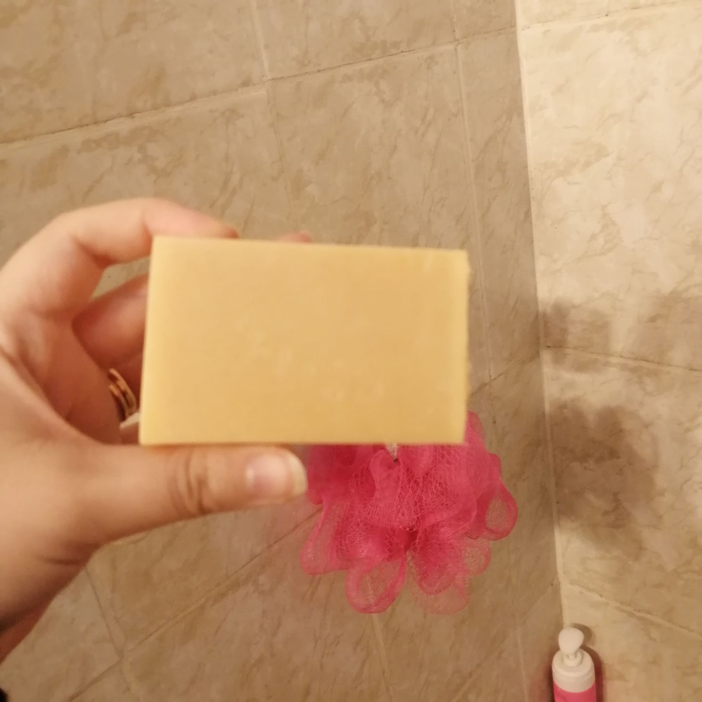 Customer photo review of Jabón Limpieza Facial de Leche de Cabra