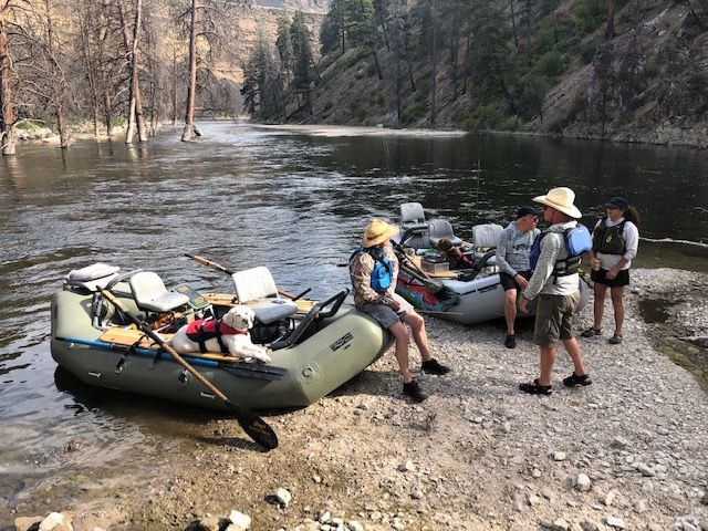 Customer photo review of MEN'S RIVER RUN HOODIE