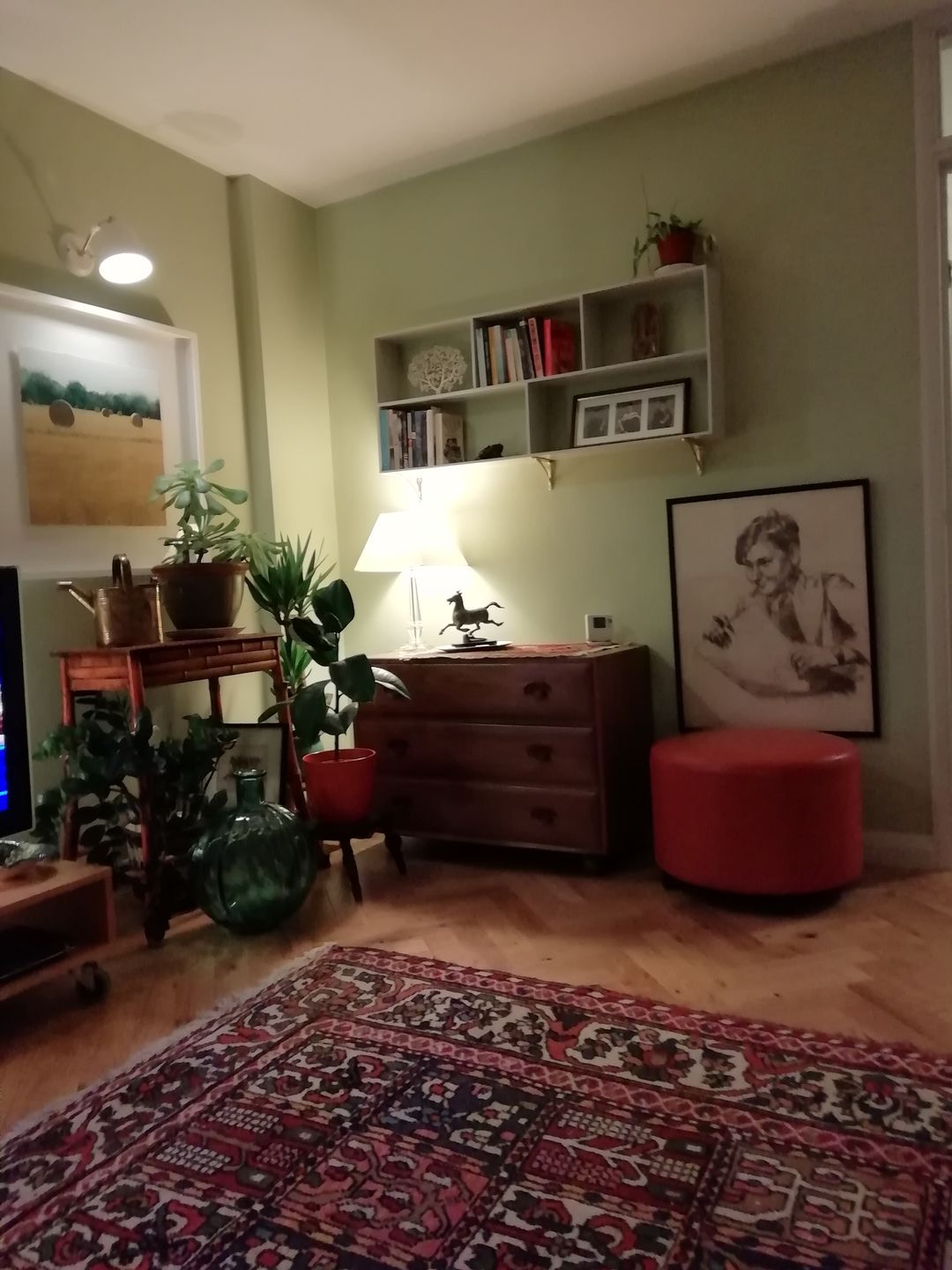Customer photo review of Brass Ironbridge Shelf Brackets