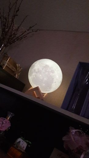 Customer photo review of Mystical Moon Lamp