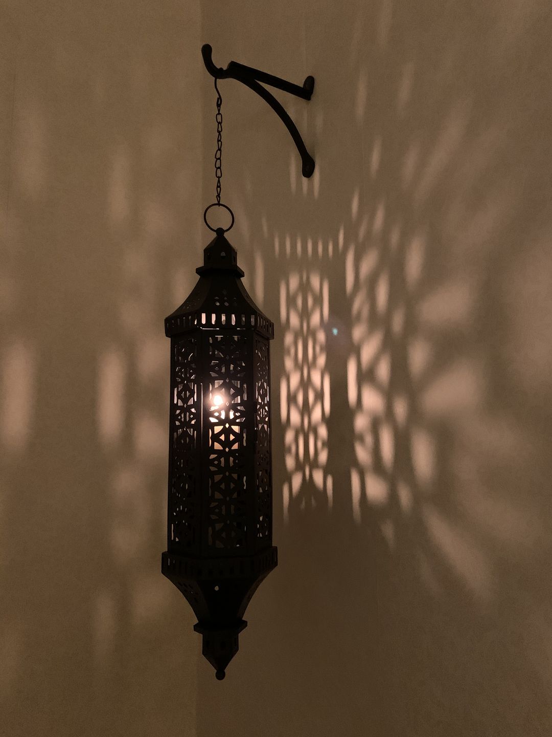 Customer photo review of Cast Iron Hanging Hook Bracket · Kirkpatrick 7 & 10 Inch ·