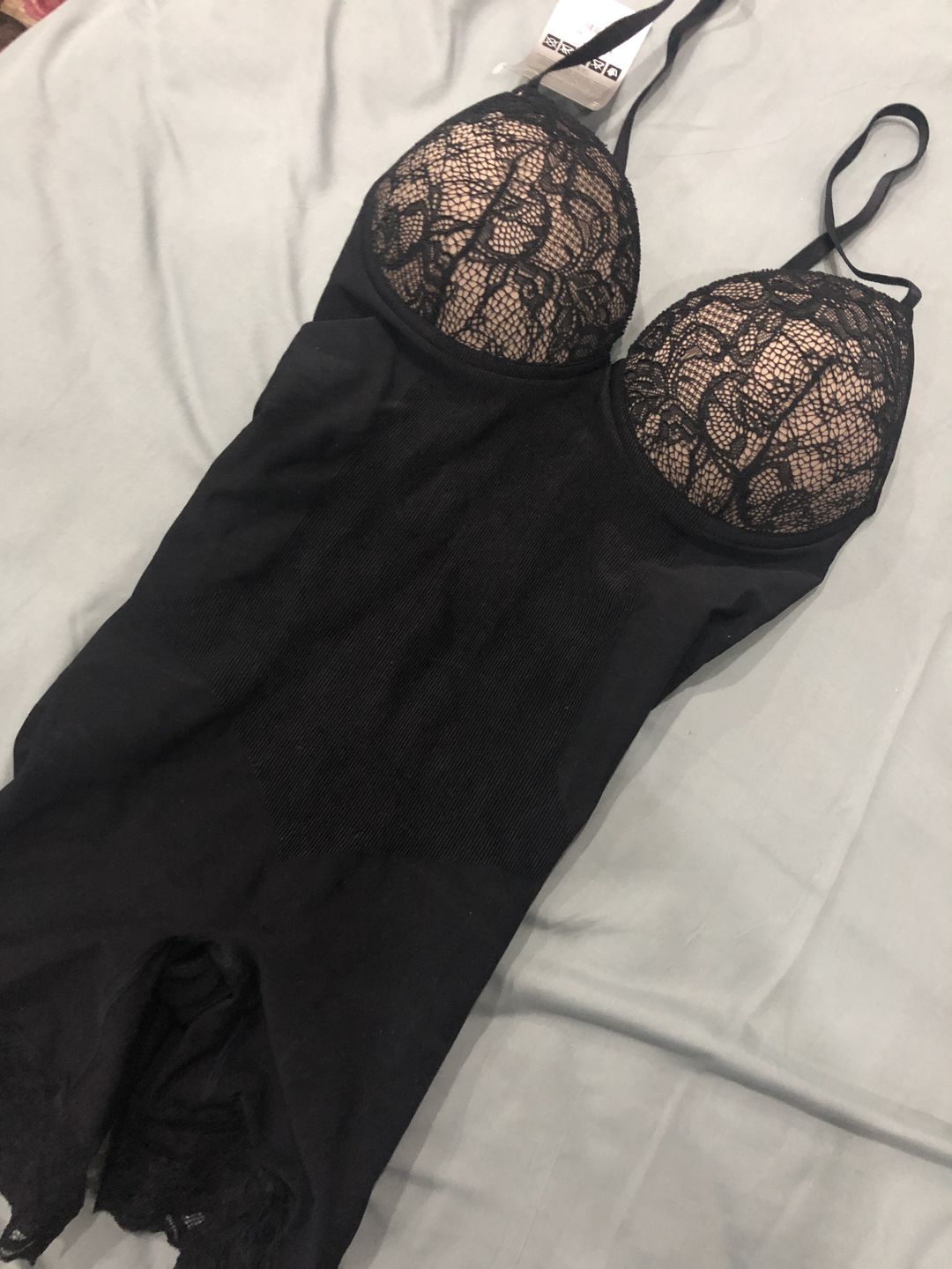 Customer photo review of Shades Bust Shaping and Butt lifting Full Body