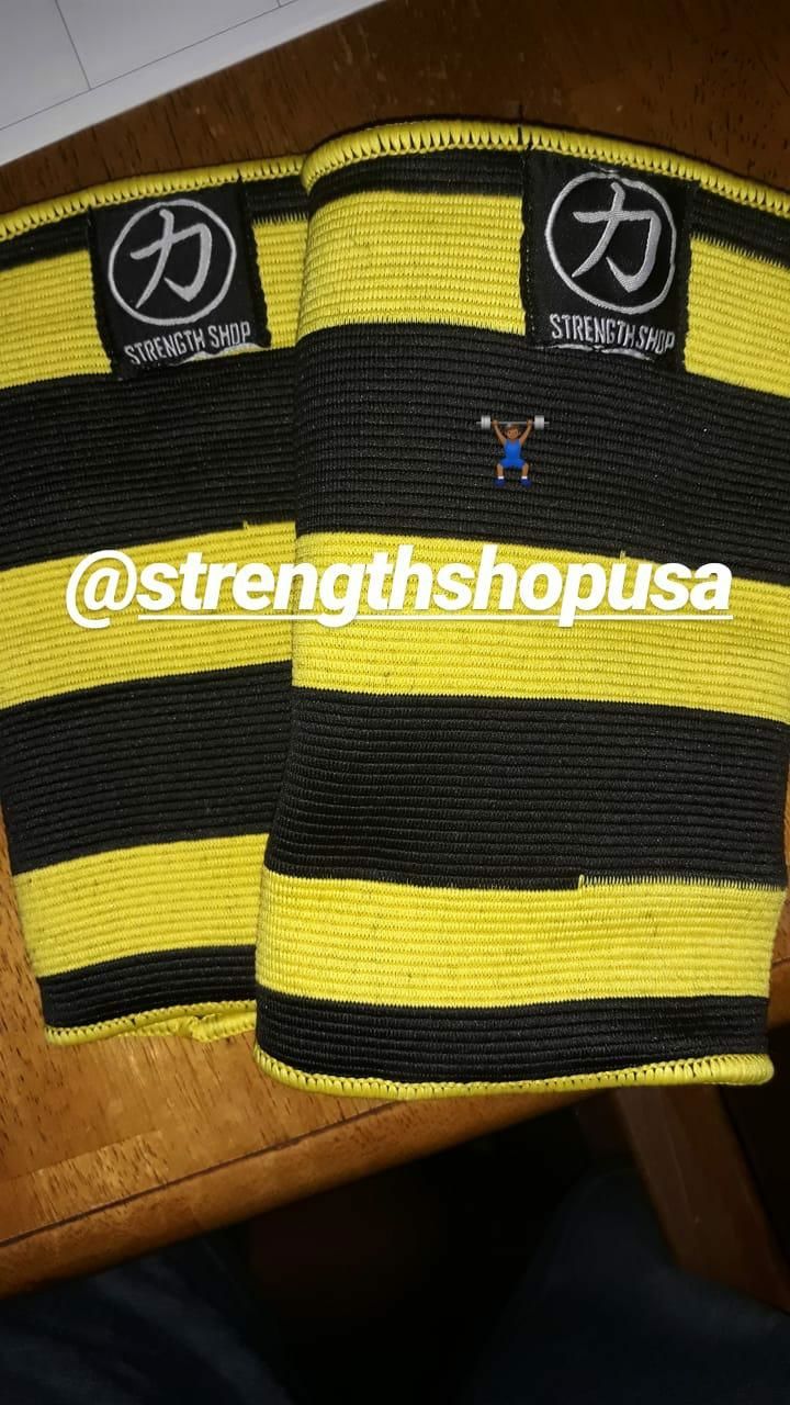 Customer photo review of Strength Shop Thor Knee Sleeves - Double Ply