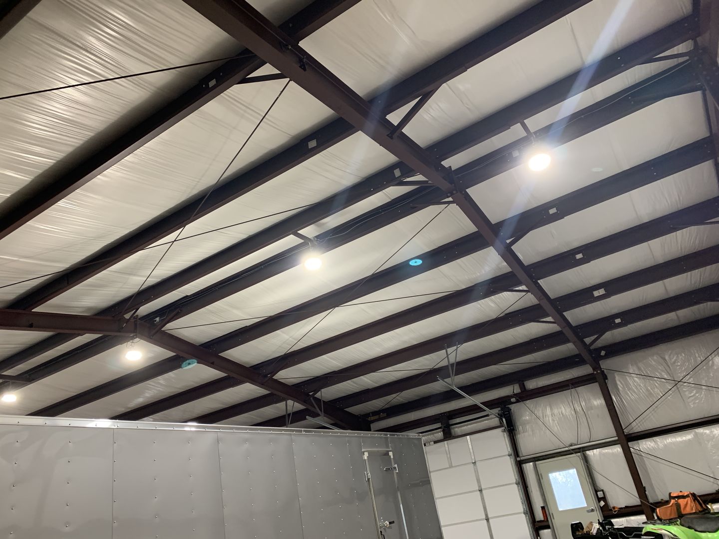 Customer photo review of High bay UFO led 150w 4000k / warehouse lighting 20,098 Lumens