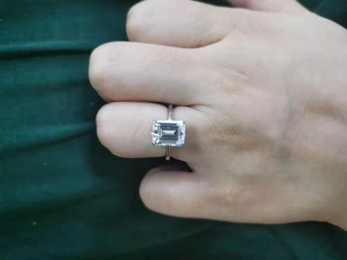 Customer photo review of S925 Classic 3.5Ct/5.0Ct Emerald Cut Solitaire Engagement Ring Stackable Ring For Everyday Wear
