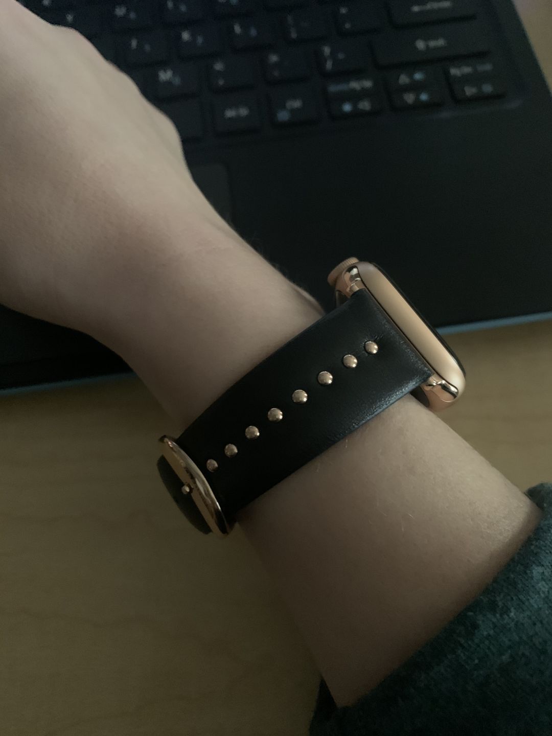 Customer photo review of Metallic Silver Stud Band for the Apple Watch in Rose Gold
