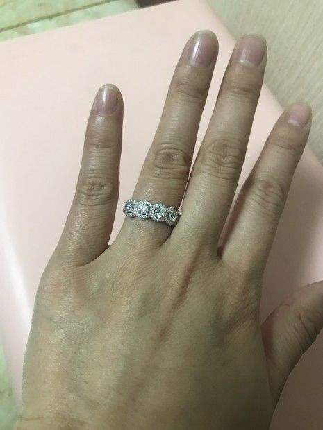 Customer photo review of S925 Round Cut 1.5 Ct Fashion Halo Five Stone Anniversary Ring In Sterling Silver