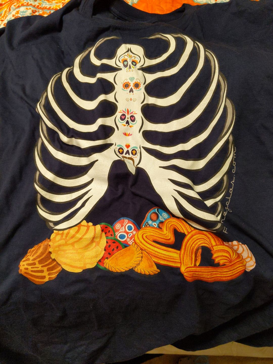Customer photo review of Cafecito Pan Dulce Navidad T-shirt- The Perfect Tee For Drinking Cafecito