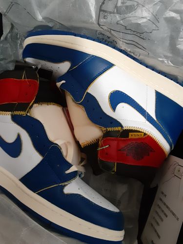 Jordan 1 Retro Storm Blue 