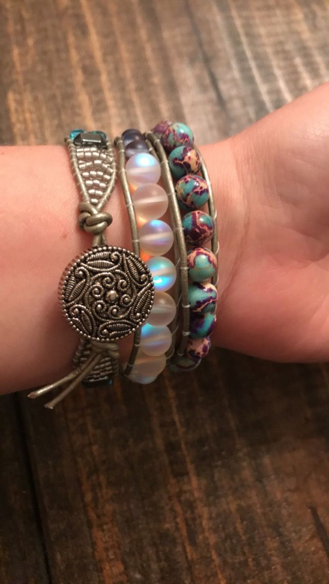 Customer photo review of 15.5" 6mm/8mm/10mm Rainbow Synthetic Moonstone round beads, matte finish mermaid glass