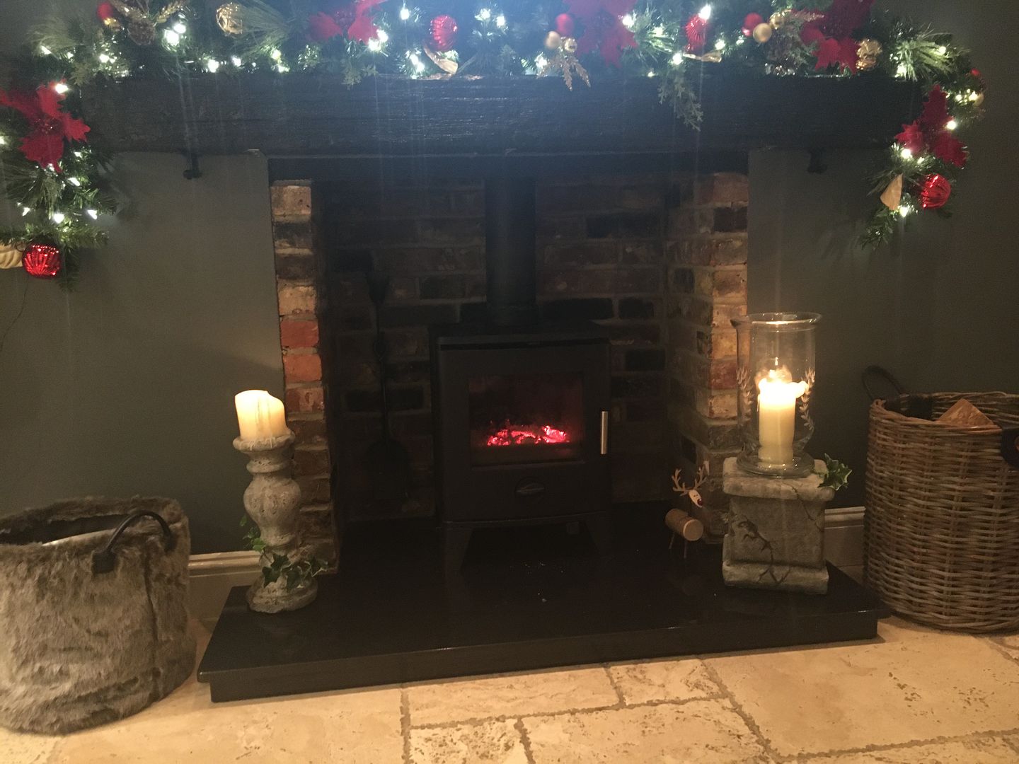 Customer photo review of 4 Inch Chiltern Cast Iron Shelf Bracket