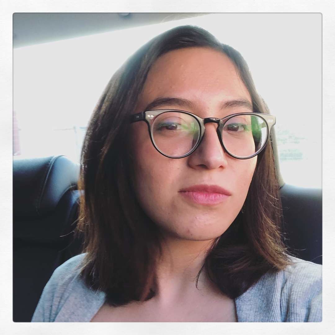 Customer photo review of Maquillaje Líquido 01