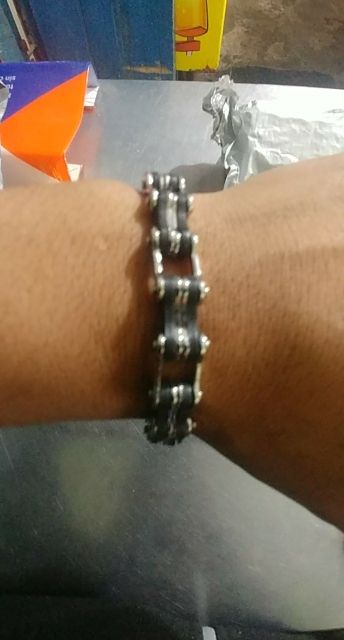 Customer photo review of Cycolinks Classic Chain Bracelet