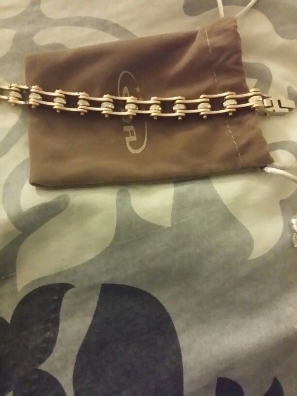 Customer photo review of Cycolinks Rose Gold Crystal Bracelet