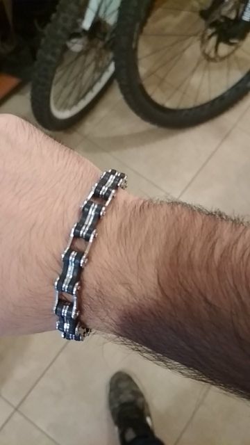 Customer photo review of Cycolinks Classic Chain Bracelet