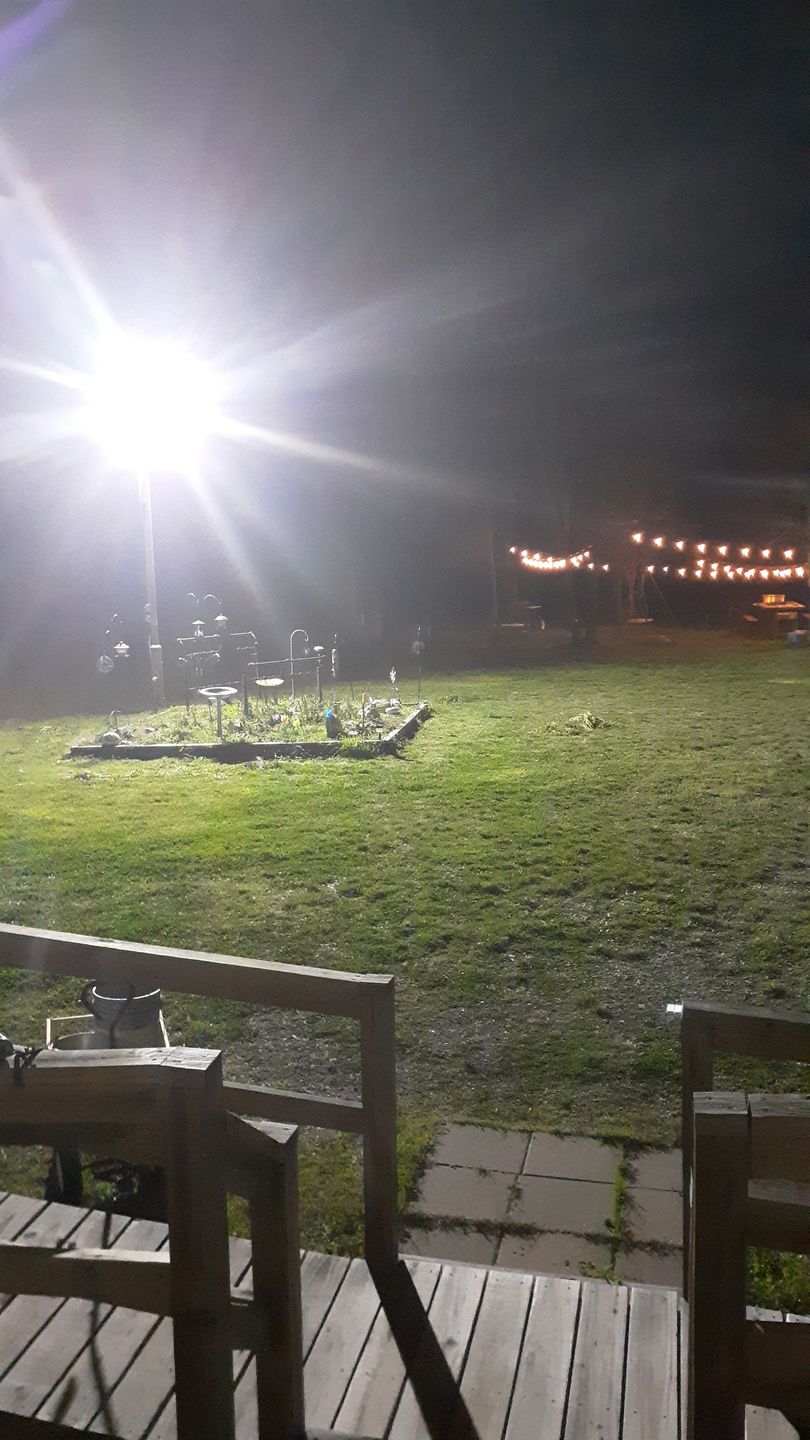 Customer photo review of LED Pole Light 150 Watt 5700K Black With Photocell AM