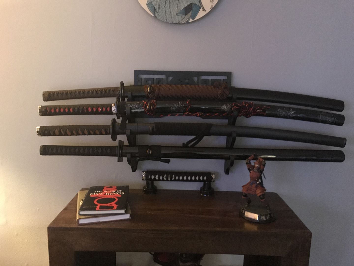Customer photo review of BLACK STEEL FULL TANG BLADE HANDMADE Japanese SAMURAI NINJA SWORD VERY SHARP