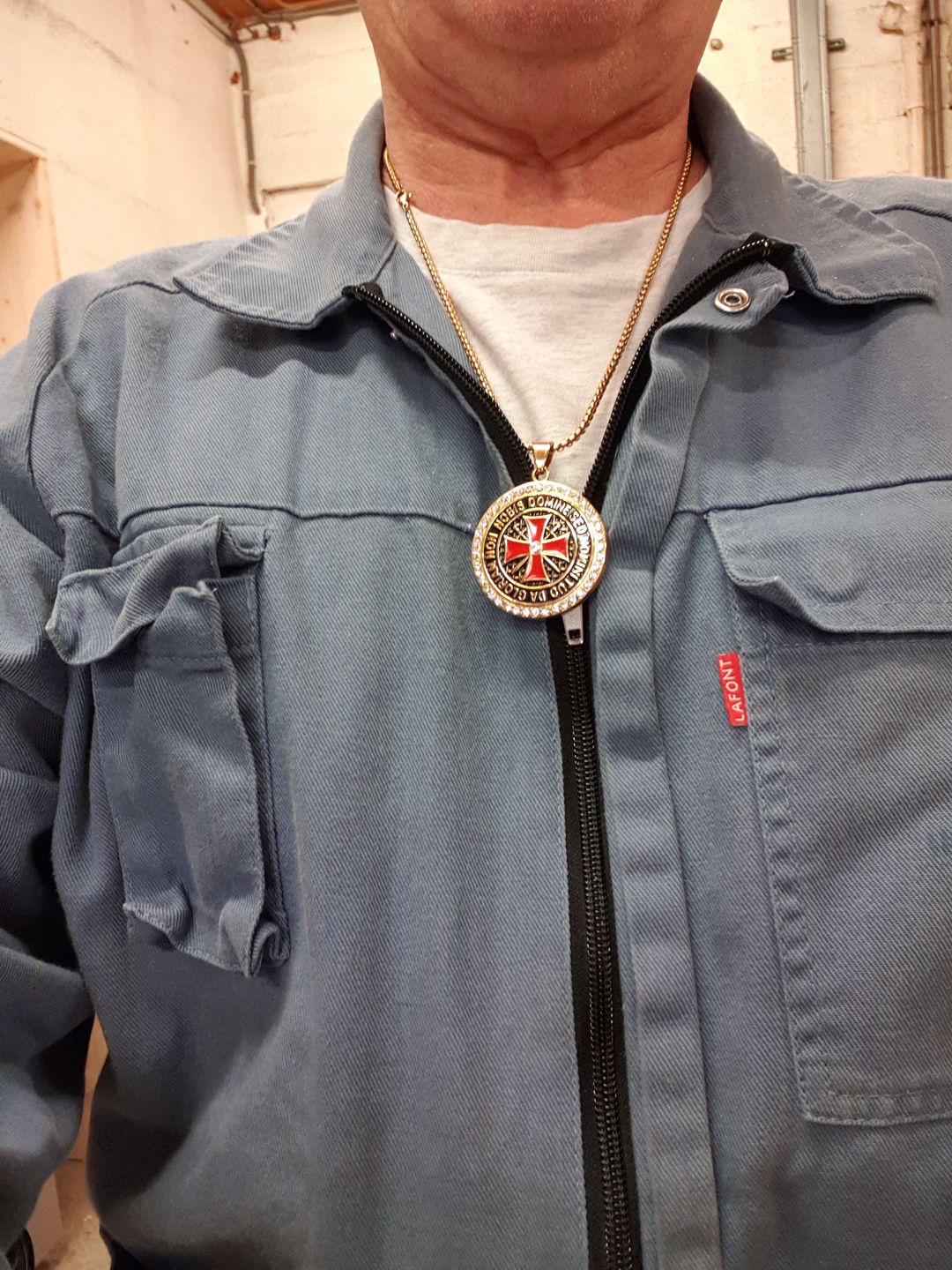 Customer photo review of Collier du Seigneur Templier