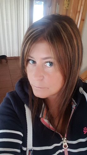 Béatrice N. review of Lisseur HAIR PRO - Fer À Lisser Vapeur Professionnel