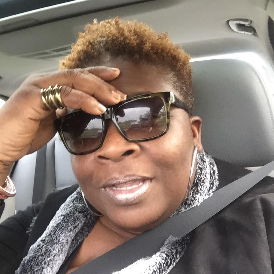 Customer photo review of Curly Hair Moisturizer for Strengthening Hair with Organic Avocado Oil and Organic Castor Oil with Vanilla Berry Fragrance