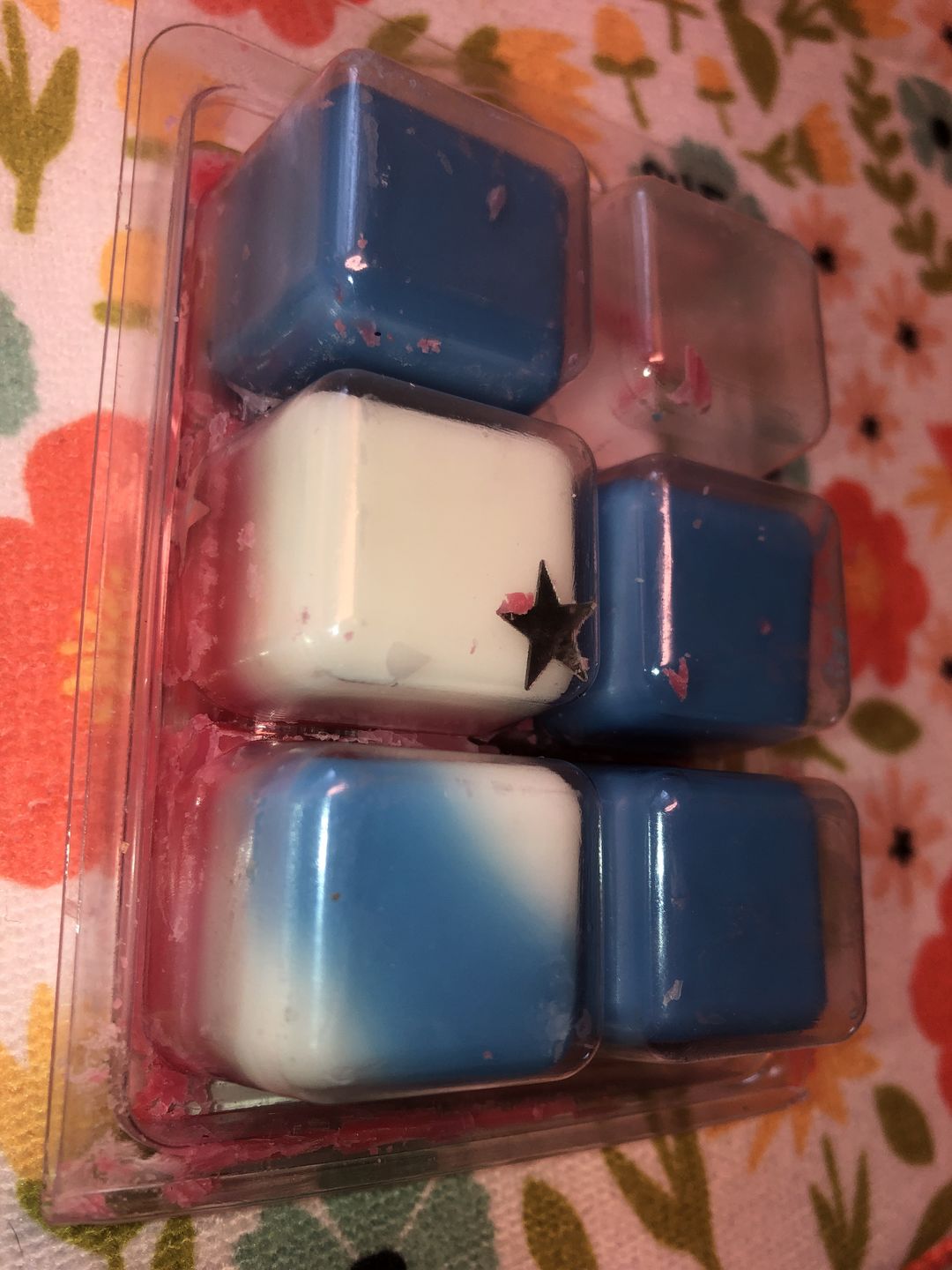 Customer photo review of Razz Boom Bam Pop! Wax Melts