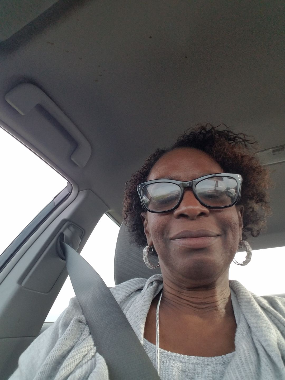 Customer photo review of Curly Hair Moisturizer for Strengthening Hair with Organic Avocado Oil and Organic Castor Oil with Vanilla Berry Fragrance