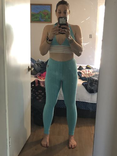 fit girl land leggings