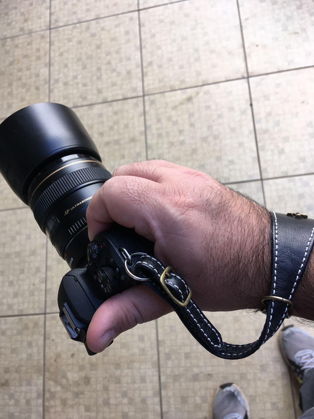 Customer photo review of Hand Hold