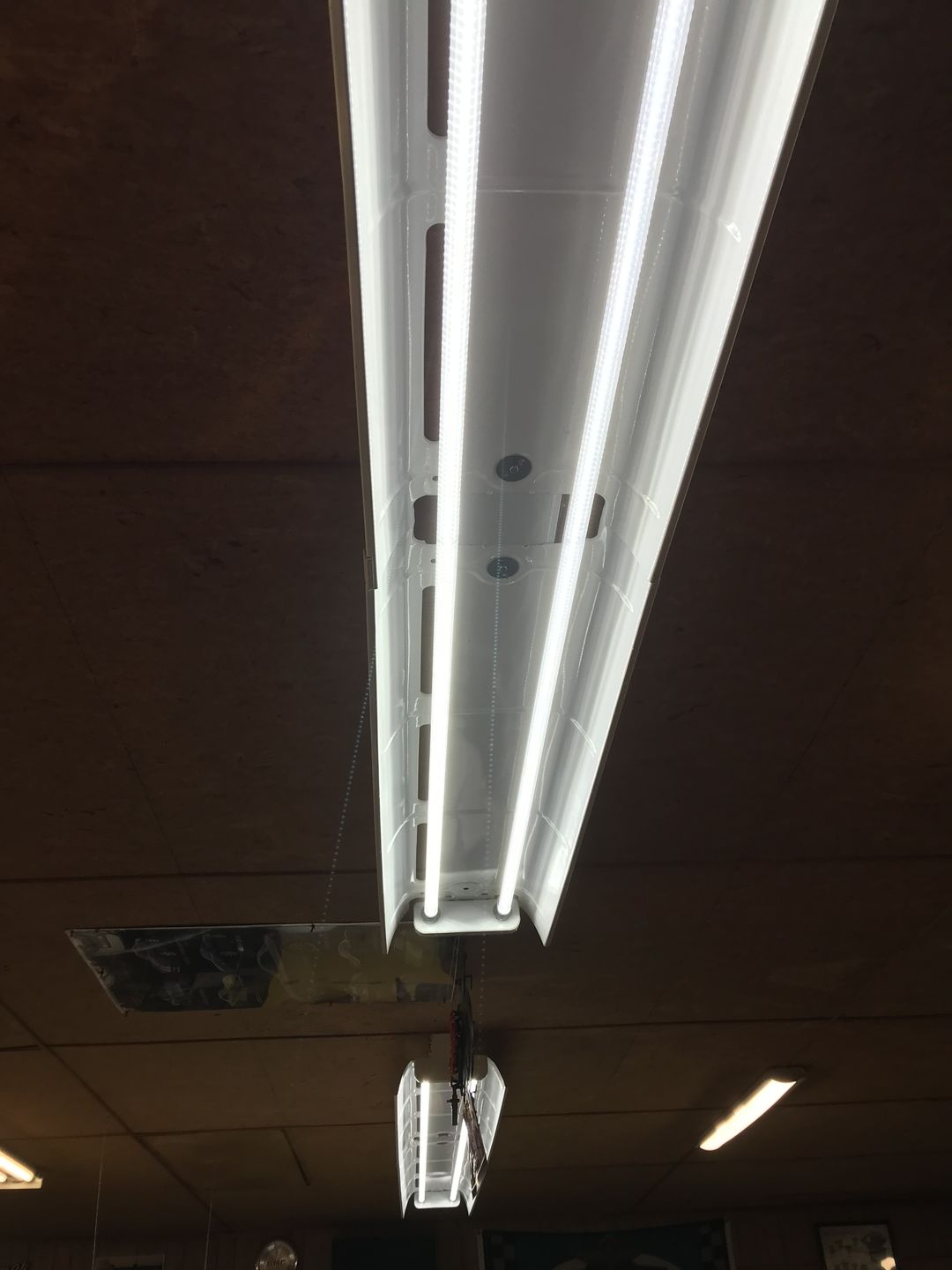 Customer photo review of T8 8ft 48W R17 LED Tube Light 5760 Lumens 6500K Clear