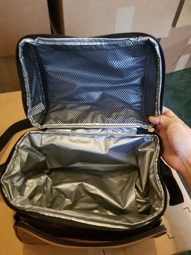 carhartt deluxe lunch box