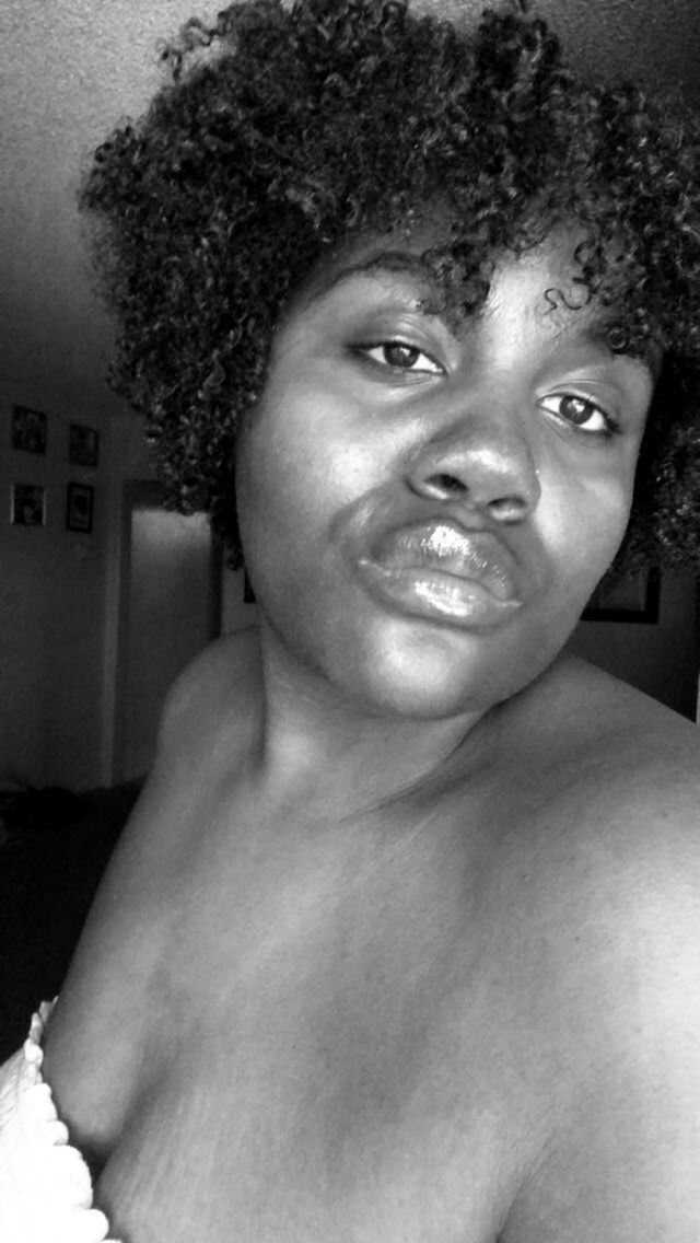 Customer photo review of Curly Hair Moisturizer for Strengthening Hair with Organic Avocado Oil and Organic Castor Oil with Vanilla Berry Fragrance