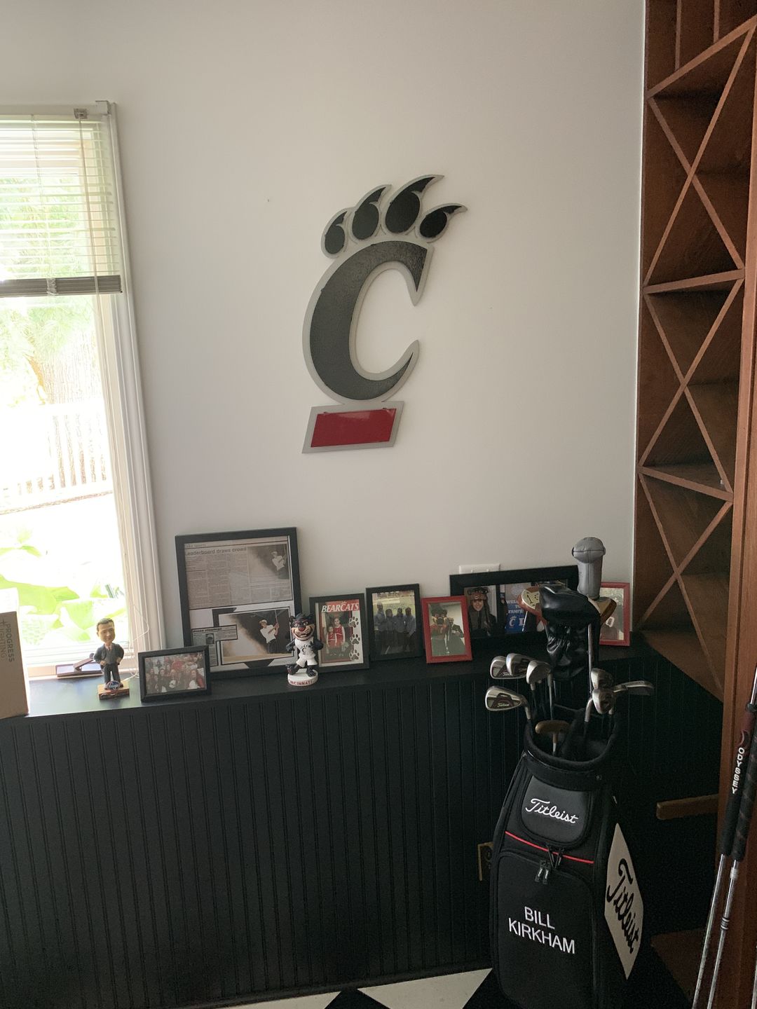 Customer photo review of University of Cincinnati "C" 3D Vintage Metal Artwork