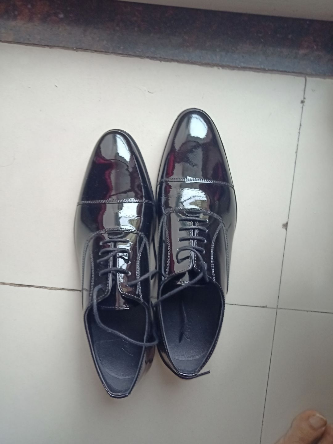 Customer photo review of Black Full Patent Oxfords